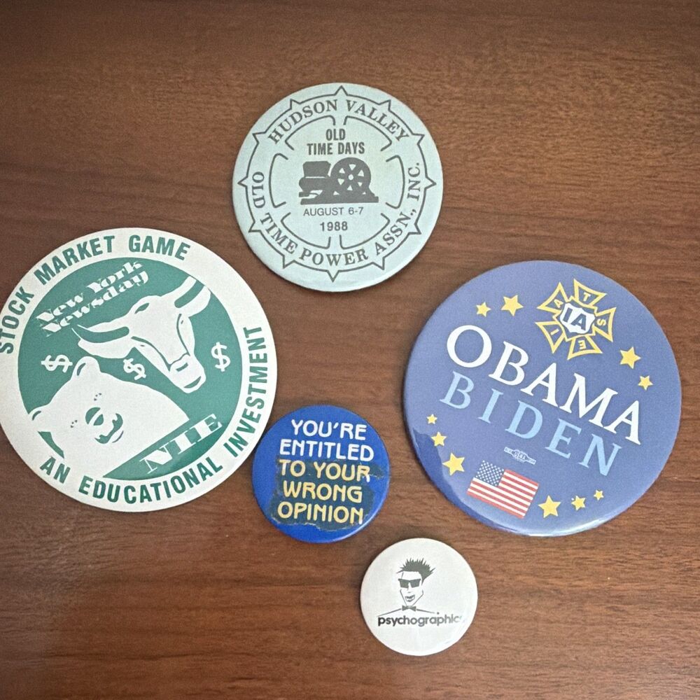 Lot of 5 Vintage Pinback Buttons Obama Biden New York Newsday Hudson Valley